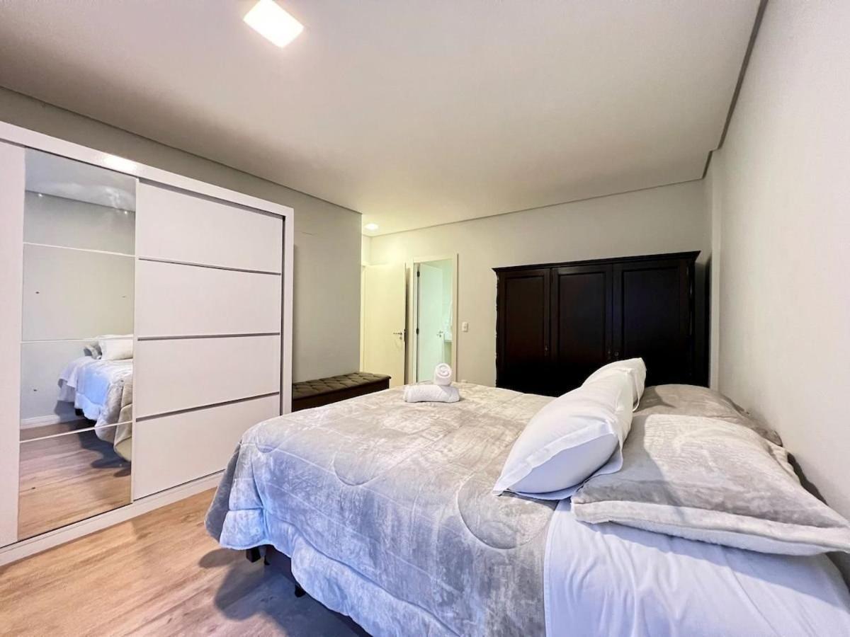 Apartamentos Condado Homelland Centro By Achei Грамаду Екстер'єр фото