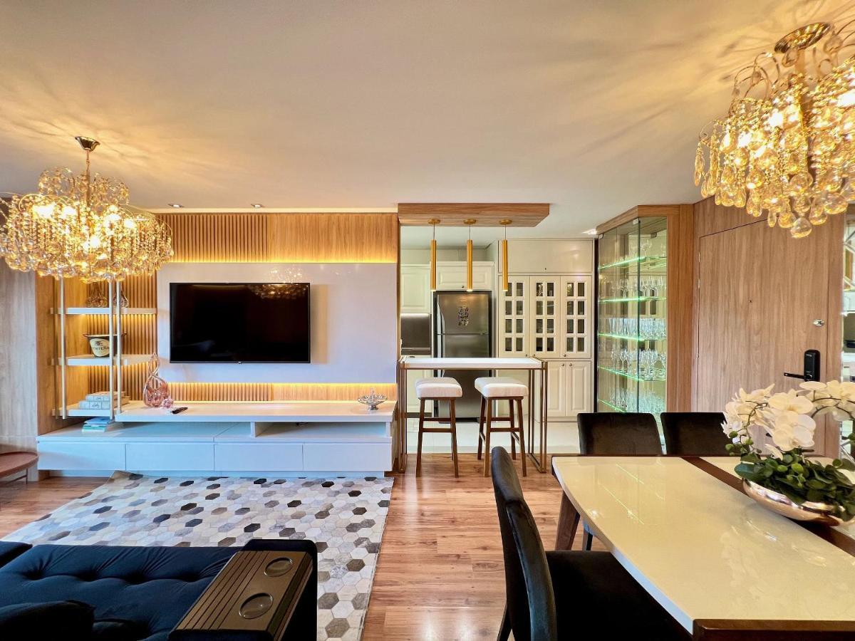 Apartamentos Condado Homelland Centro By Achei Грамаду Екстер'єр фото